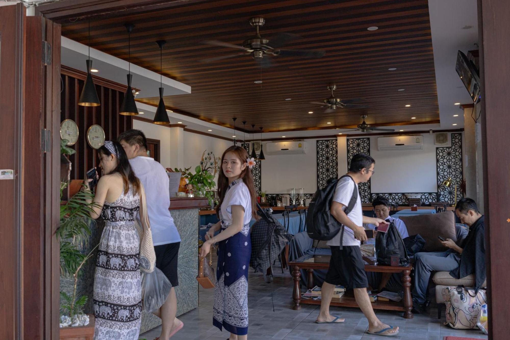 Jasmine Luangprabang Hotel Bagian luar foto