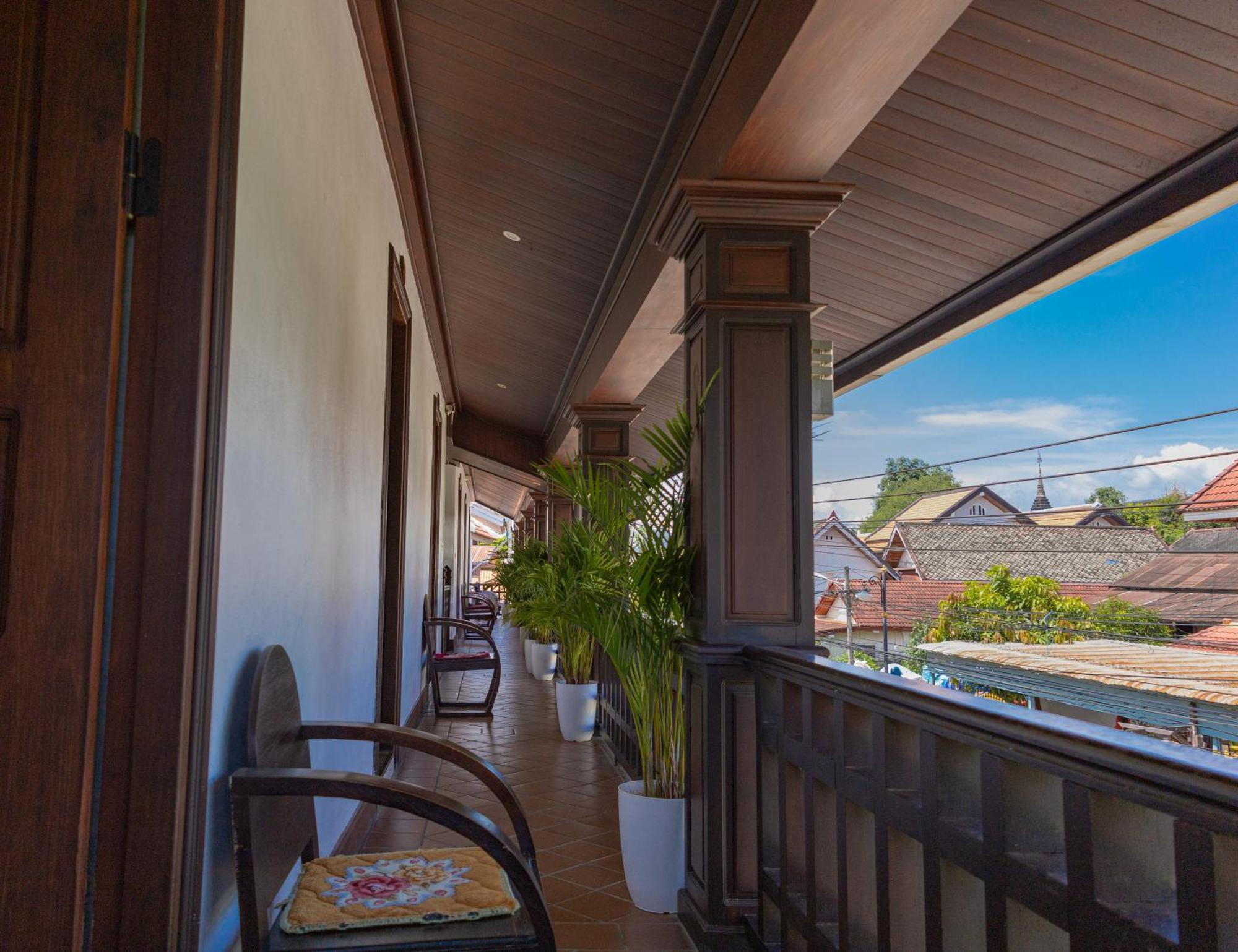 Jasmine Luangprabang Hotel Bagian luar foto