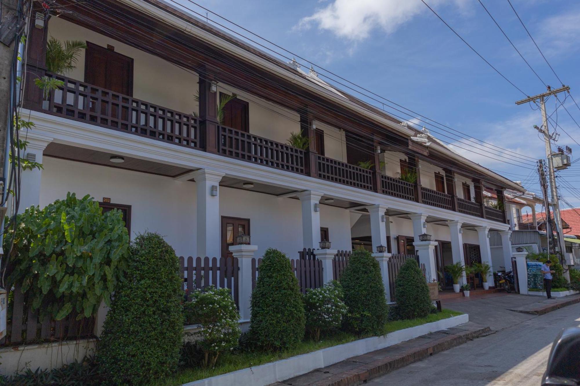 Jasmine Luangprabang Hotel Bagian luar foto