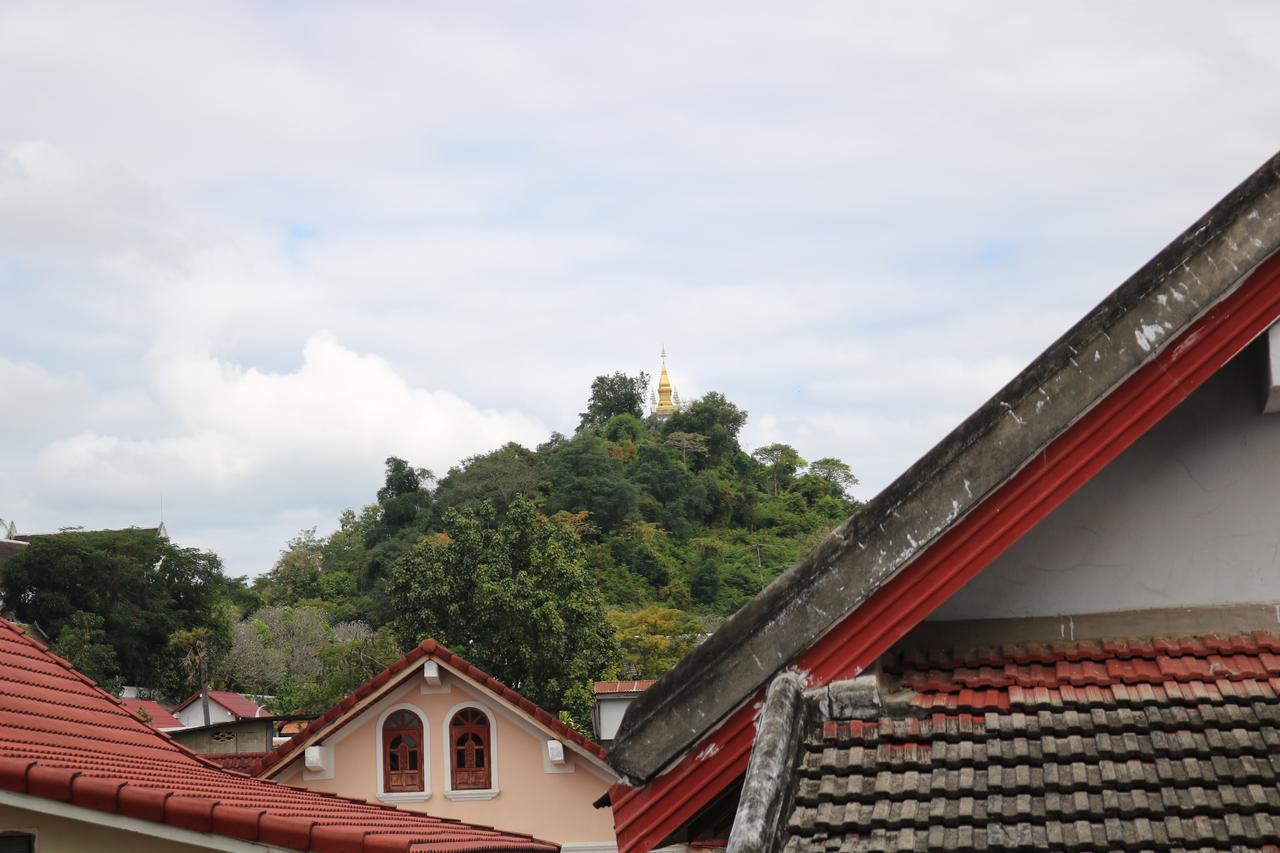 Jasmine Luangprabang Hotel Bagian luar foto